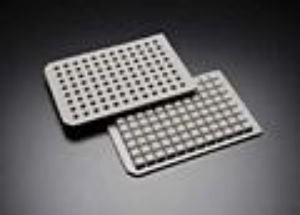 Picture of 96 Square Well Pre-Slit Ultra Low Bleed Clear Sealing Mat with Spray Coated PTFE/Premium Silicone 976275SW-96