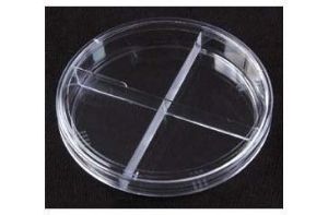 Picture of 90 x 15 mm Petri Dish, 4 Compartments, Sterile, 20/pk, 500/cs 752031