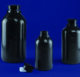 NARROW NECK BOTTLES Black Opaque PE 125 ml KAR3191