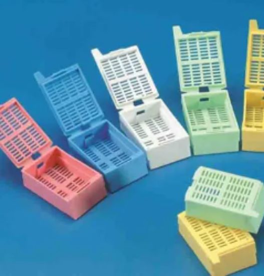 Picture of TISSUE EMBEDDING CASSETTES * Yellow * PKT100 KAR2925/06