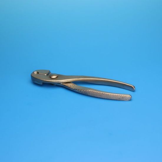 Picture of 8mm Hand Operated Decapper 9310-08