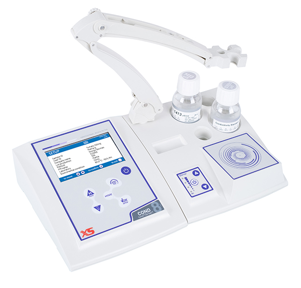 COND 8 PRO kit STIRRER without conductivity cell. Standard solution 1413 µS and 12,88 mS, 50103242