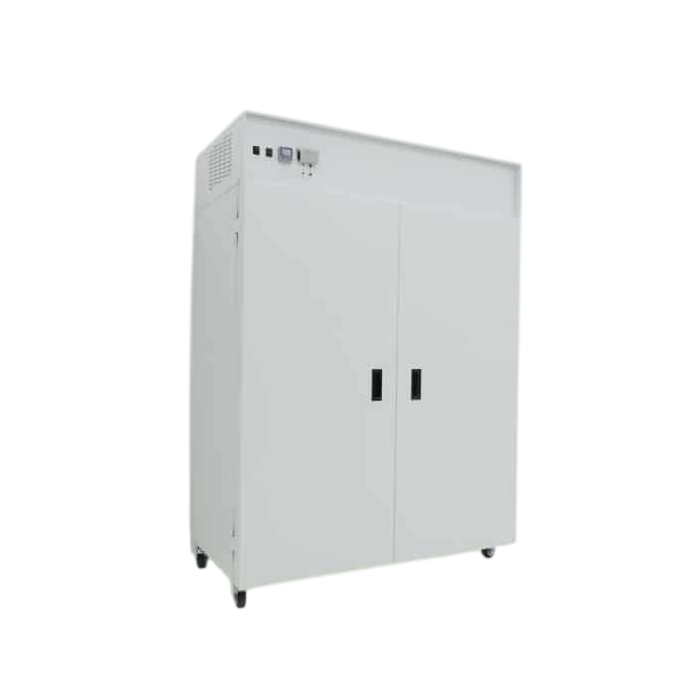 P33, LEEC Precision Incubator, 730 litres